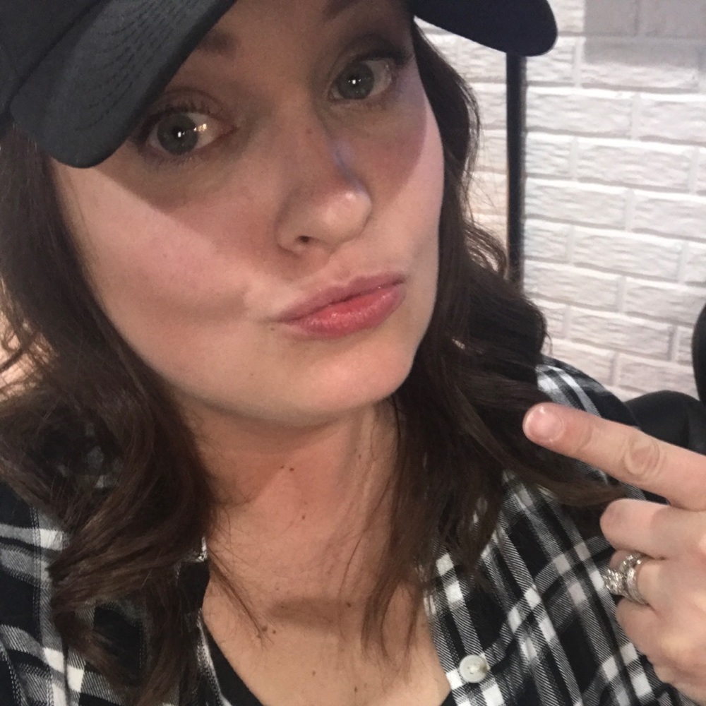 Meet your Posher, Melissa